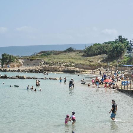 Achziv Sea & Sun Lägenhet Gesher HaZiv Exteriör bild