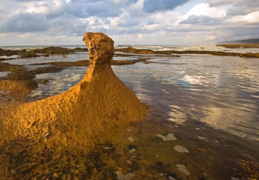 Achziv Sea & Sun Lägenhet Gesher HaZiv Exteriör bild